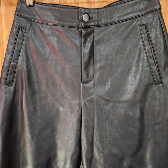 Shinestar Men's Sleek Black Pants - Picture 2 of 5